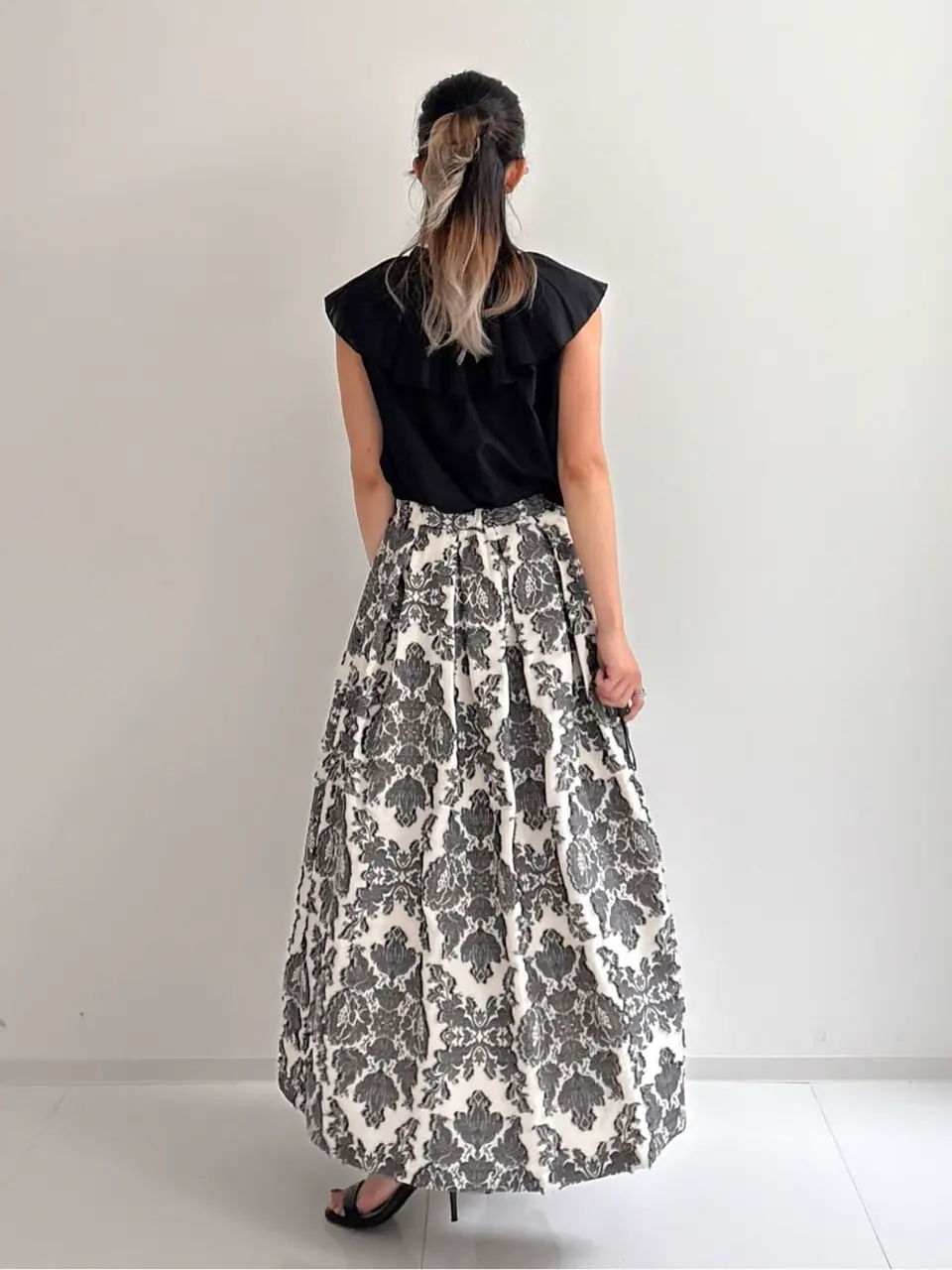 GRACE CONTINENTAL FUKUSHIMA YURIE コーディネート画像