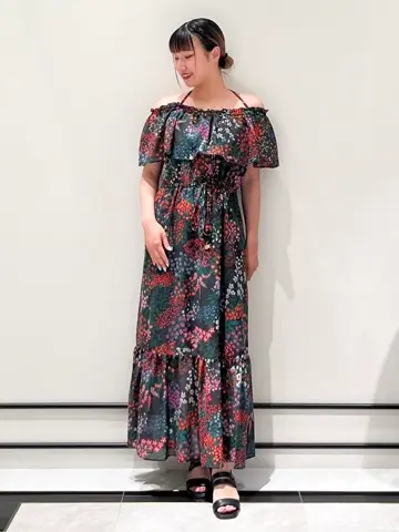 GRACE CONTINENTAL CHISAKO.S コーディネート画像