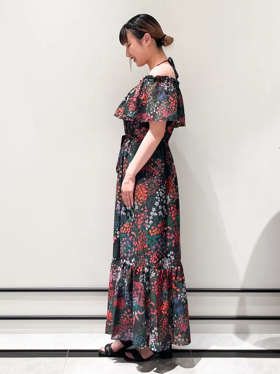 GRACE CONTINENTAL CHISAKO.S コーディネート画像