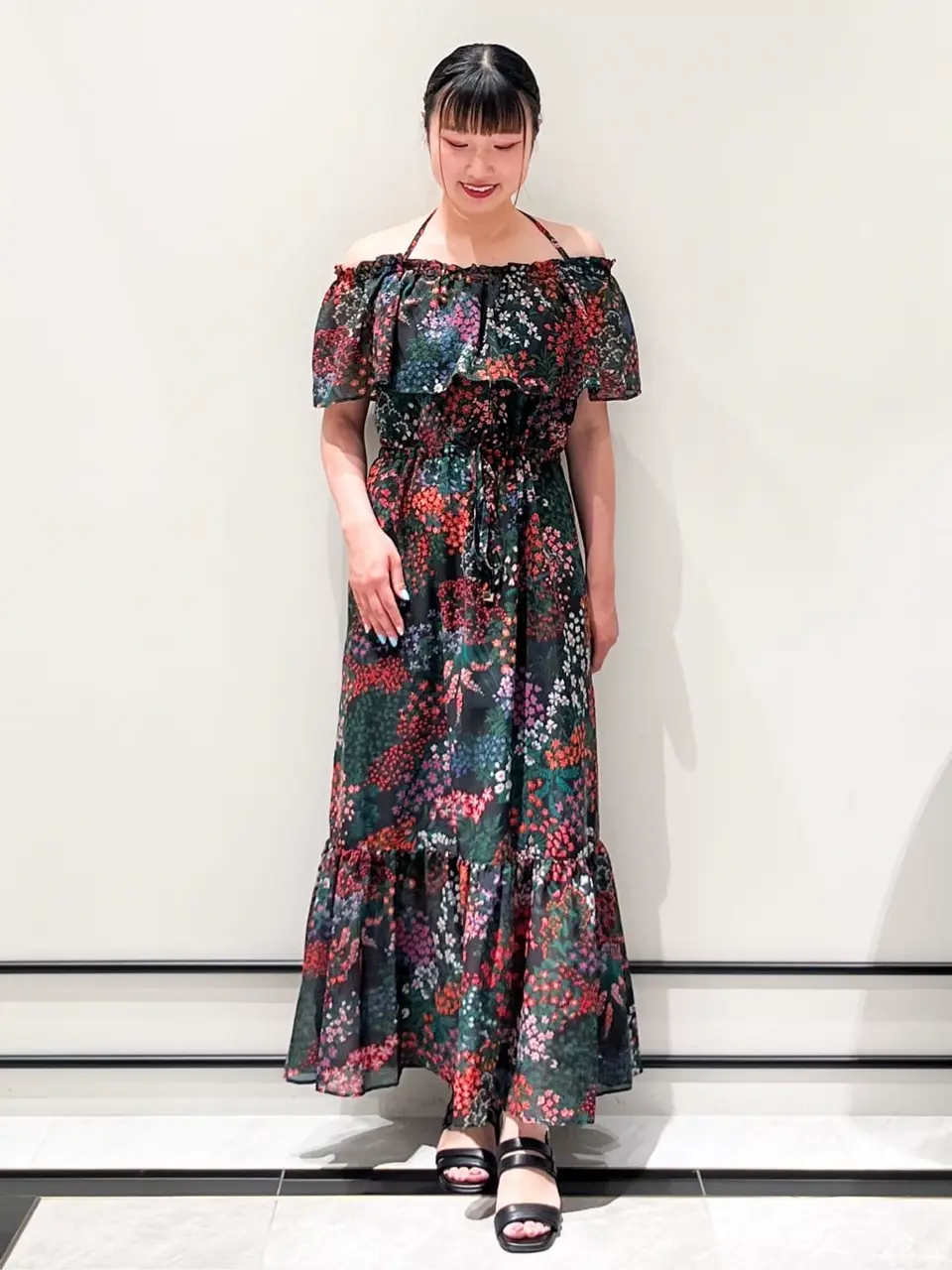 GRACE CONTINENTAL CHISAKO.S コーディネート画像