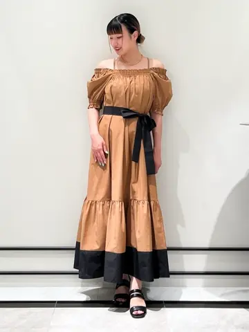 GRACE CONTINENTAL CHISAKO.S コーディネート画像