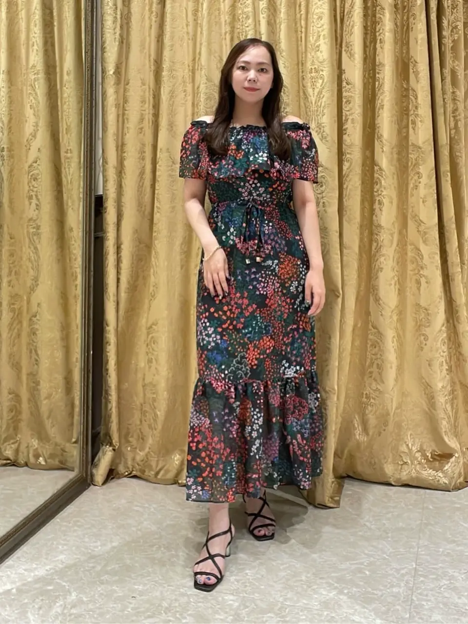  泉　敦子 コーディネート画像