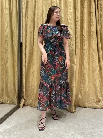 GRACE CONTINENTAL 泉　敦子 コーディネート画像