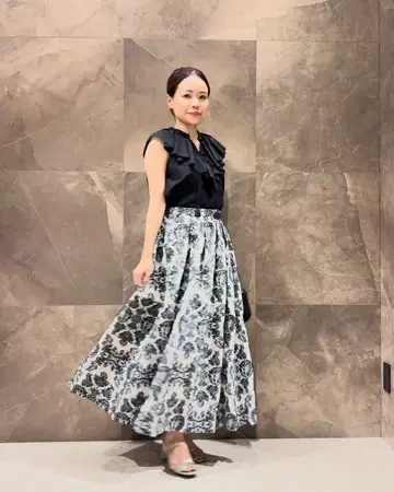 GRACE CONTINENTAL 穐山　香織 コーディネート画像