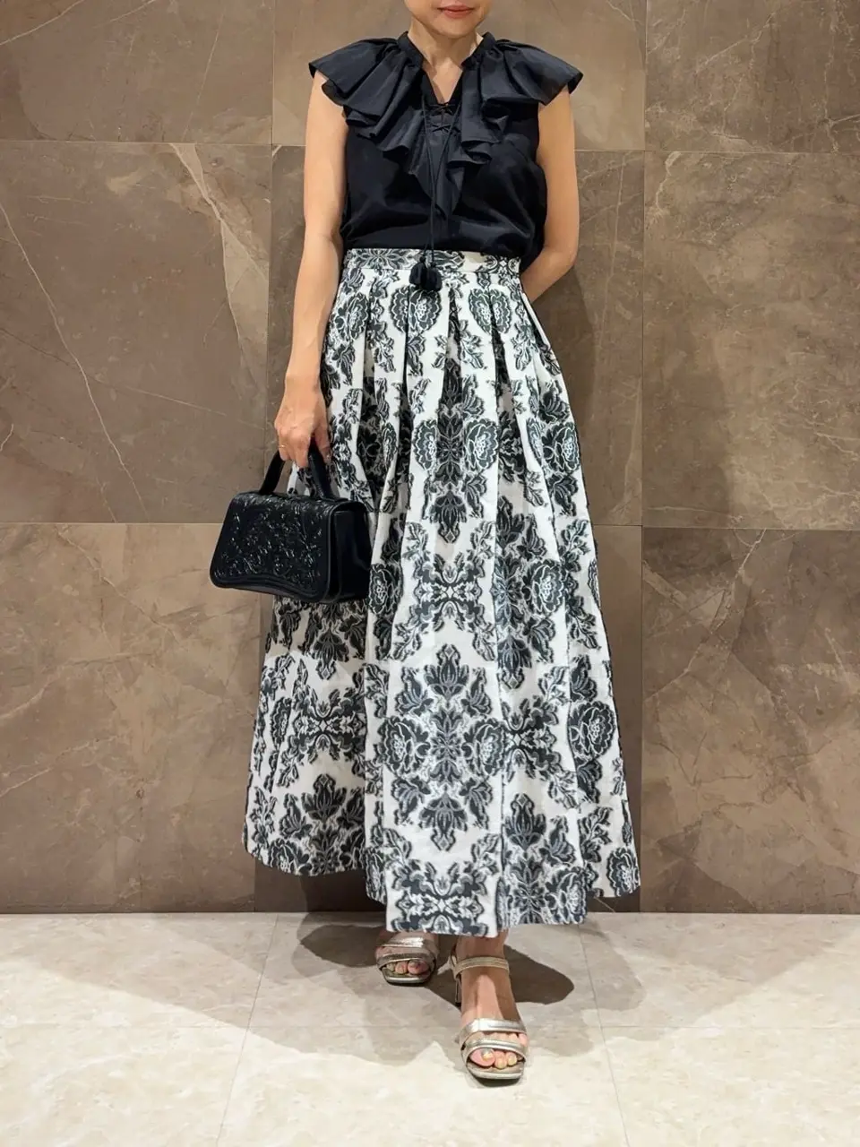 GRACE CONTINENTAL 穐山　香織 コーディネート画像