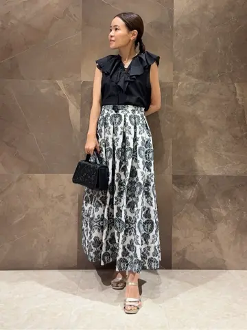 GRACE CONTINENTAL 穐山　香織 コーディネート画像