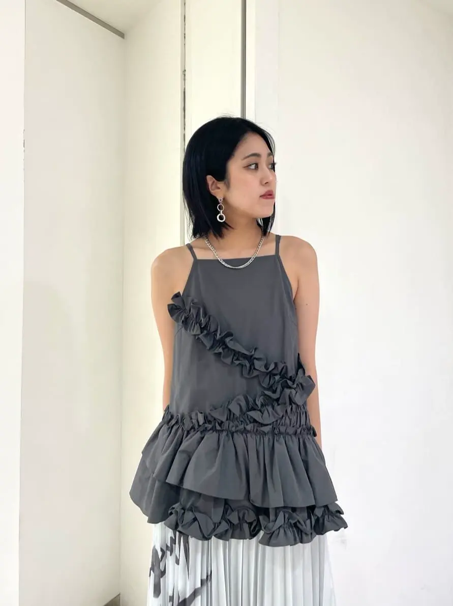 GRACE CONTINENTAL yoshi コーディネート画像