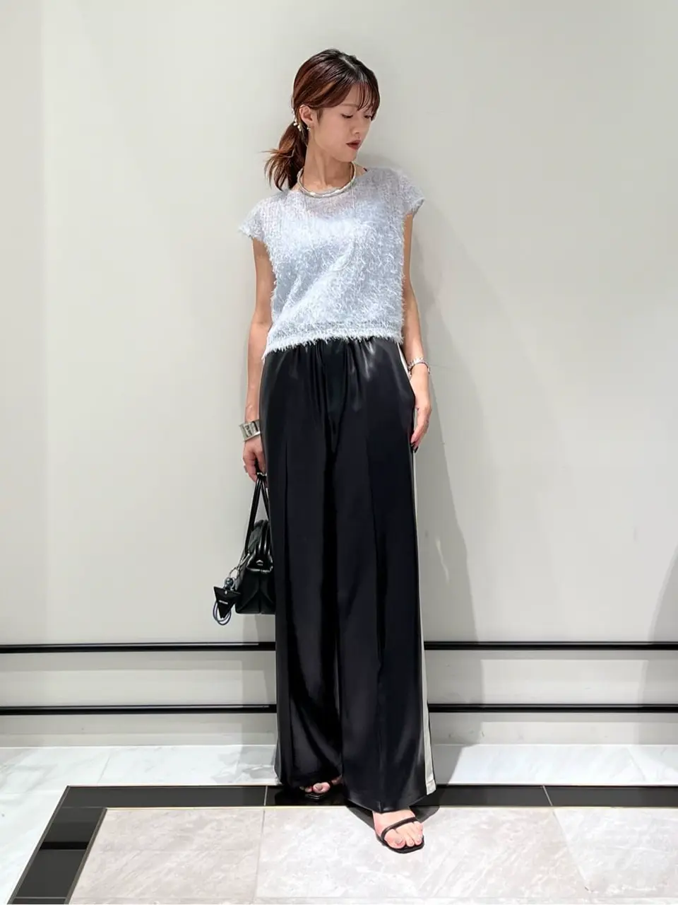 GRACE CONTINENTAL A.Kameyama コーディネート画像