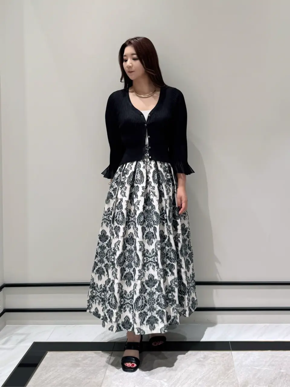 GRACE CONTINENTAL MOMOKO コーディネート画像