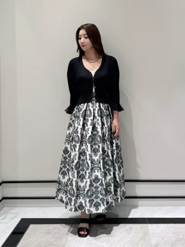 GRACE CONTINENTAL MOMOKO コーディネート画像