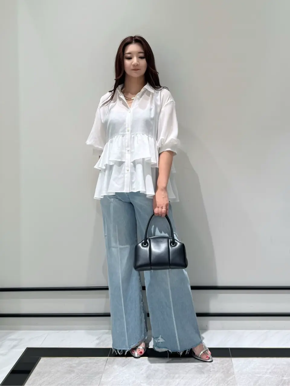 GRACE CONTINENTAL MOMOKO コーディネート画像