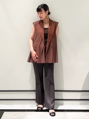 GRACE CONTINENTAL CHISAKO.S コーディネート画像