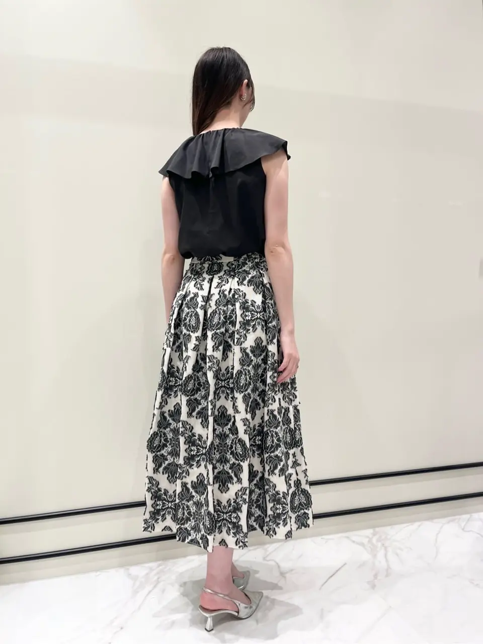 GRACE CONTINENTAL Hotei コーディネート画像