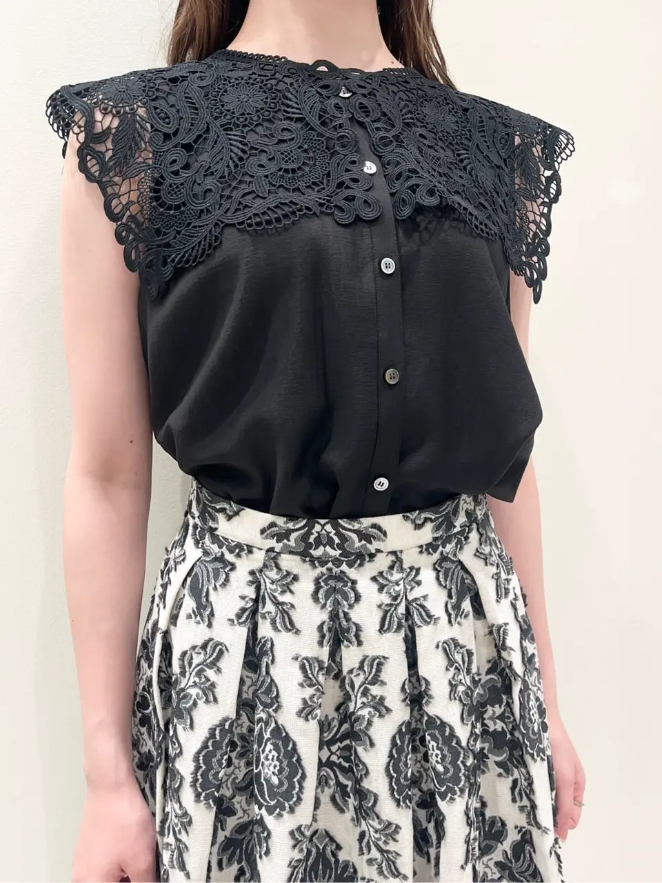 GRACE CONTINENTAL Hotei コーディネート画像