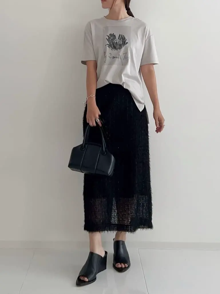 GRACE CONTINENTAL 古川温子 コーディネート画像