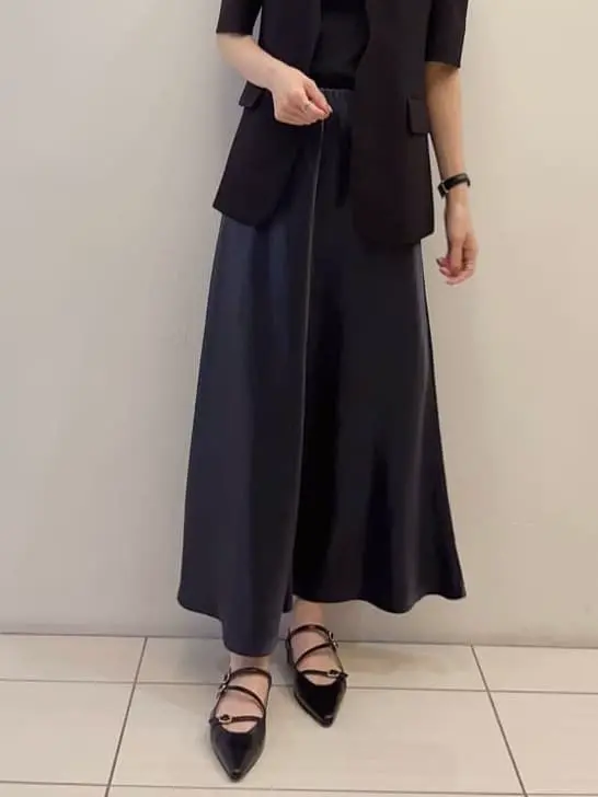 GRACE CONTINENTAL 亀田 未希 コーディネート画像