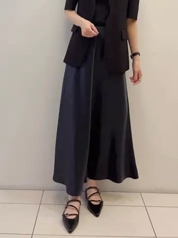 GRACE CONTINENTAL 亀田 未希 コーディネート画像