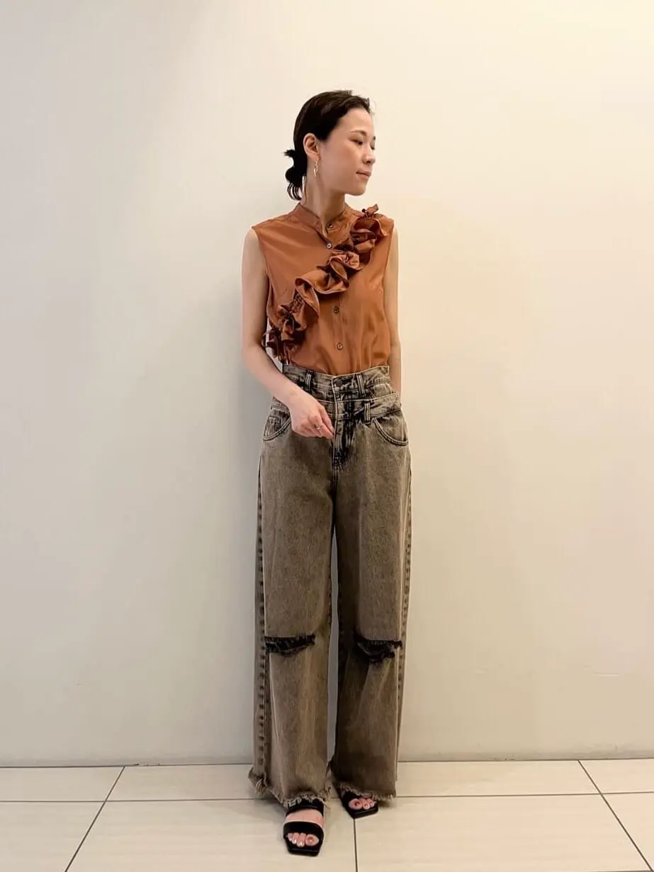 GRACE CONTINENTAL 亀田 未希 コーディネート画像