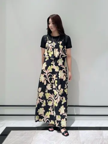 GRACE CONTINENTAL MOMOKO コーディネート画像