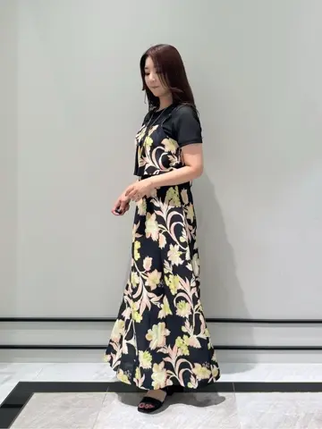 GRACE CONTINENTAL MOMOKO コーディネート画像