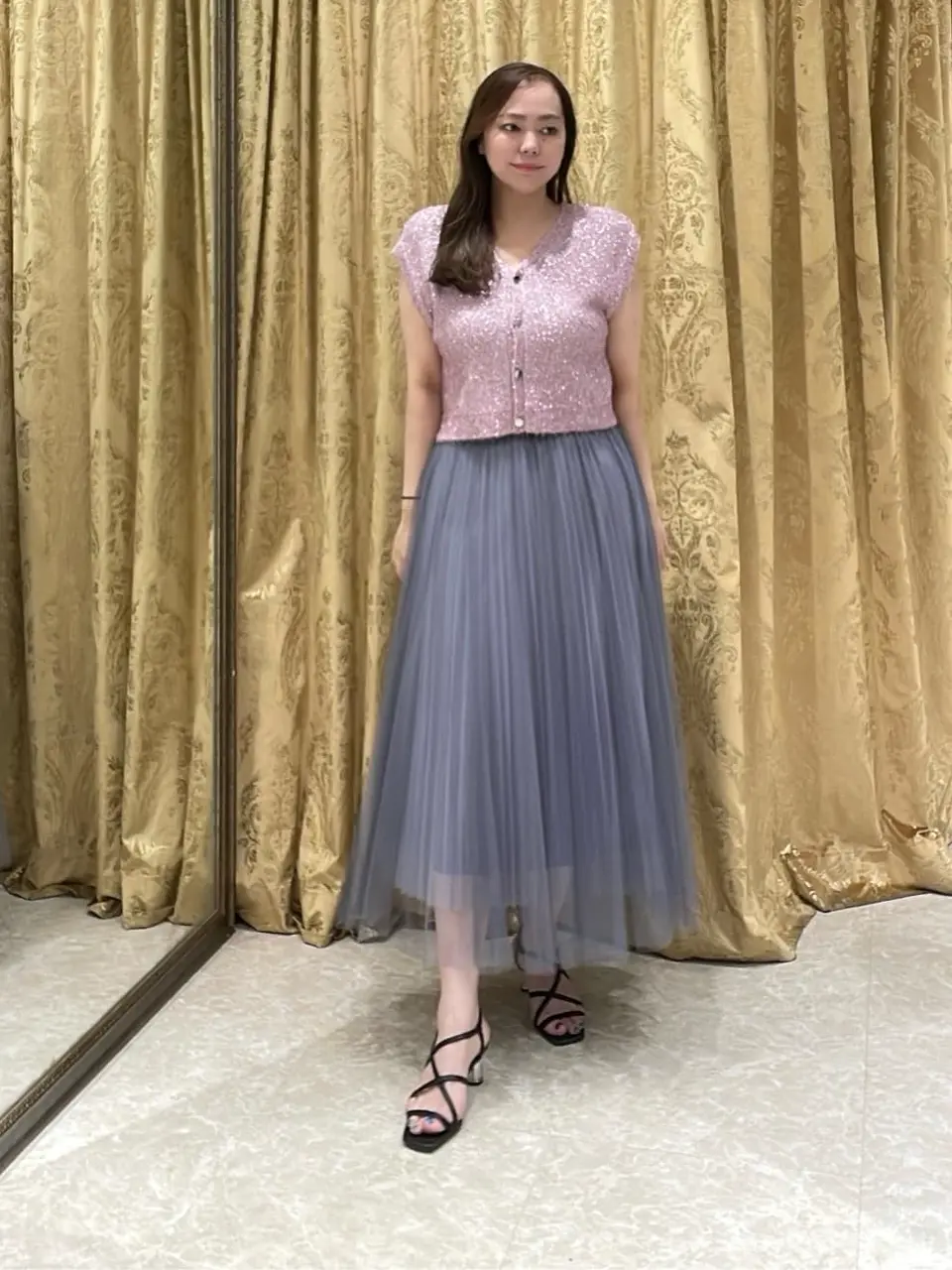 GRACE CONTINENTAL 泉　敦子 コーディネート画像