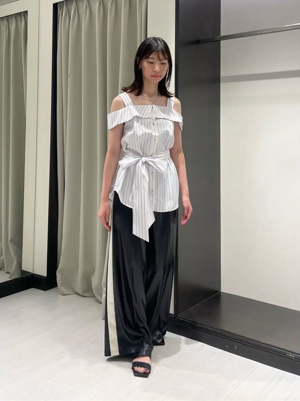 GRACE CONTINENTAL 小林　莉子 コーディネート画像