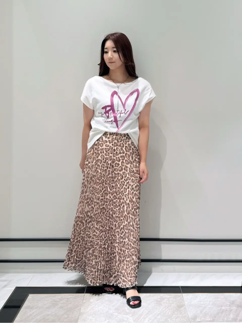 GRACE CONTINENTAL MOMOKO コーディネート画像