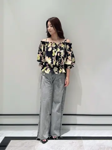 GRACE CONTINENTAL MOMOKO コーディネート画像