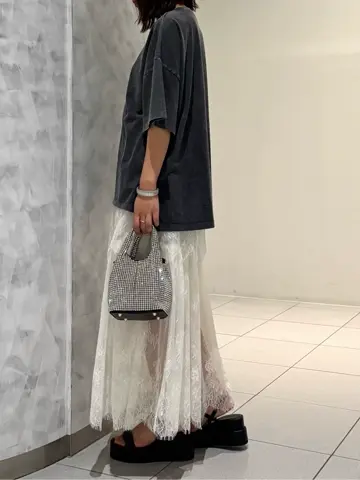 GRACE CONTINENTAL 岩永 春佳 コーディネート画像