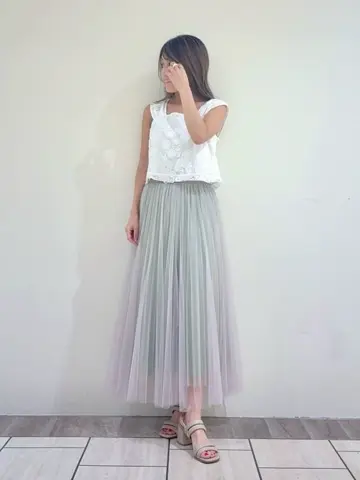 GRACE CONTINENTAL yukimi yonee コーディネート画像