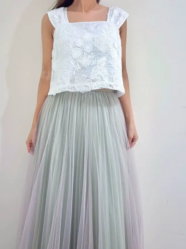 GRACE CONTINENTAL yukimi yonee コーディネート画像