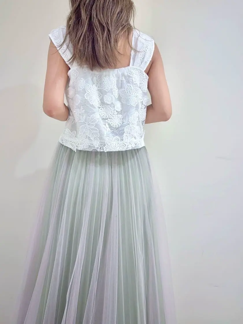 GRACE CONTINENTAL yukimi yonee コーディネート画像