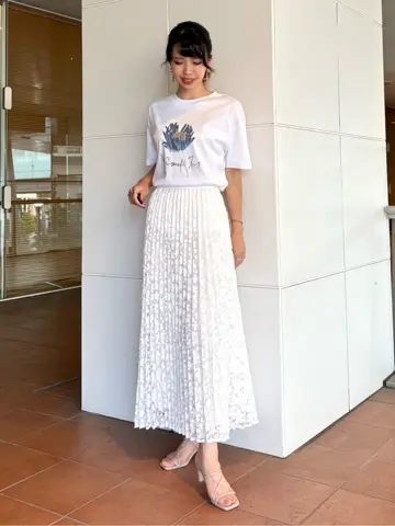 GRACE CONTINENTAL FUKUSHIMA YURIE コーディネート画像