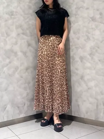 GRACE CONTINENTAL OZAWA コーディネート画像