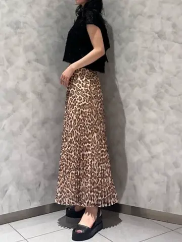 GRACE CONTINENTAL OZAWA コーディネート画像