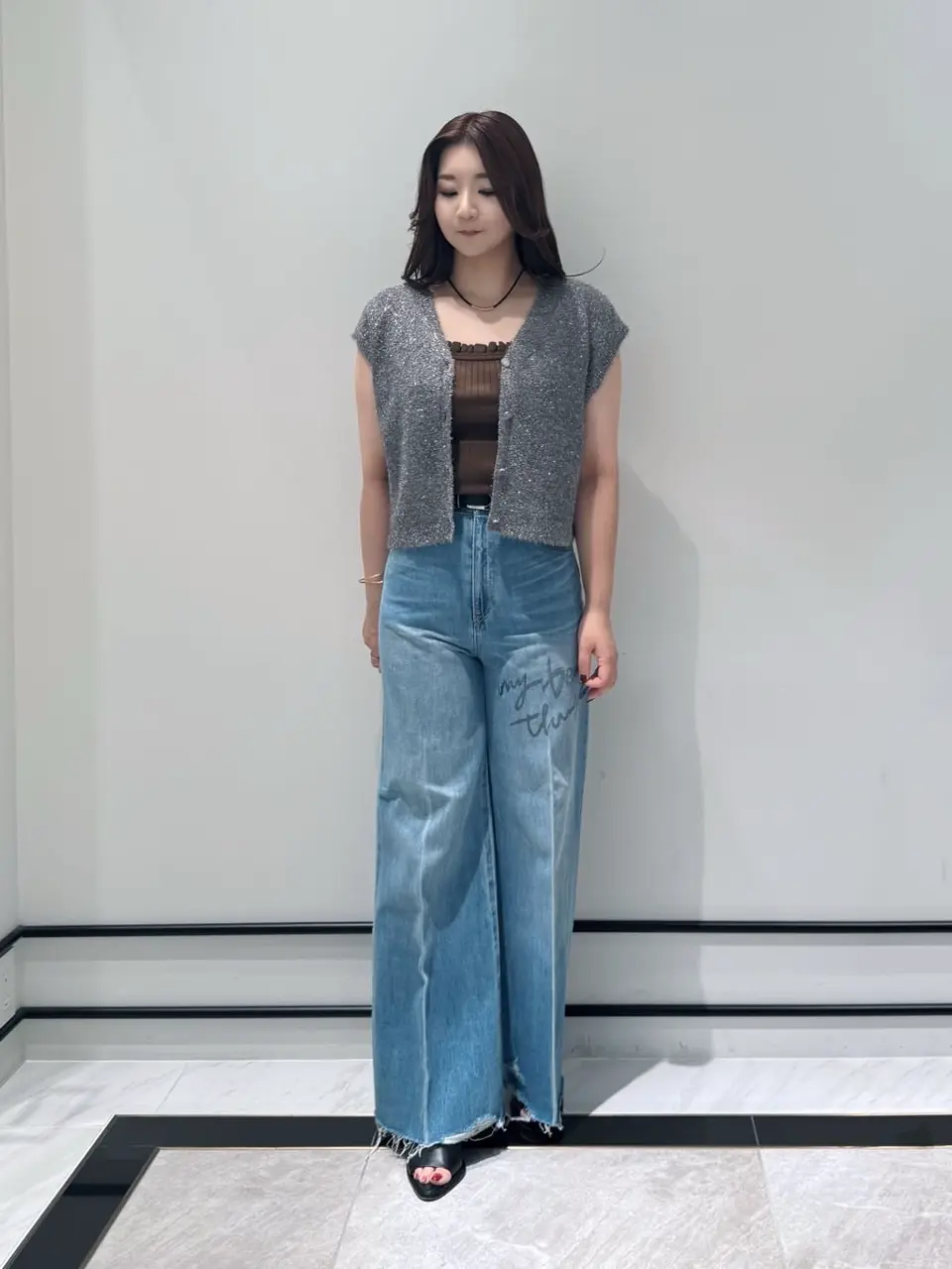 GRACE CONTINENTAL MOMOKO コーディネート画像