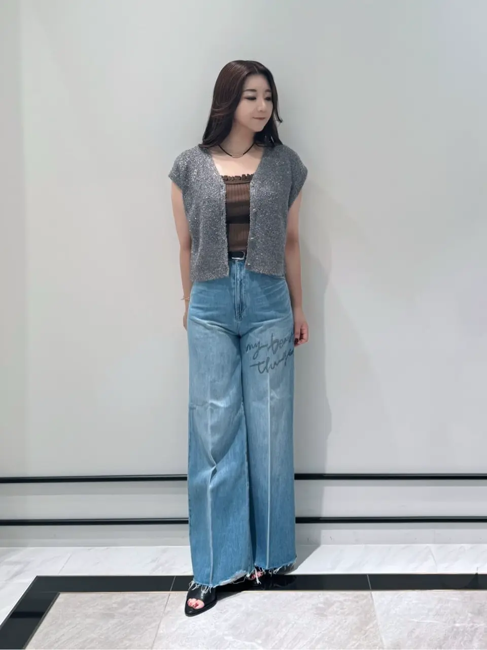 GRACE CONTINENTAL MOMOKO コーディネート画像