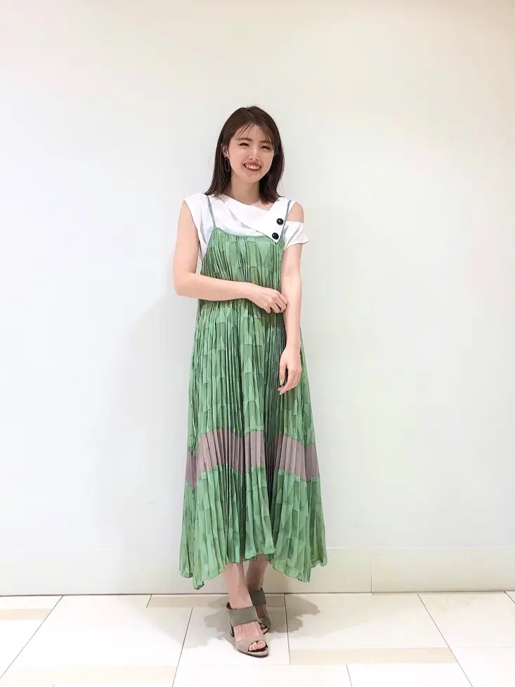 GRACE CONTINENTAL minami コーディネート画像