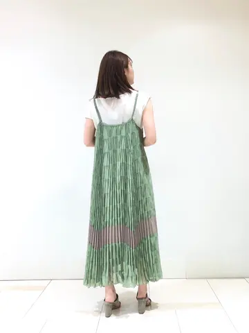 GRACE CONTINENTAL minami コーディネート画像