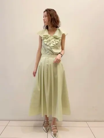 GRACE CONTINENTAL 亀田 未希 コーディネート画像