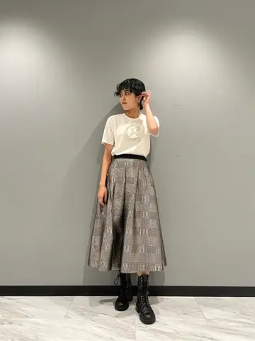 GRACE CONTINENTAL yoshi コーディネート画像