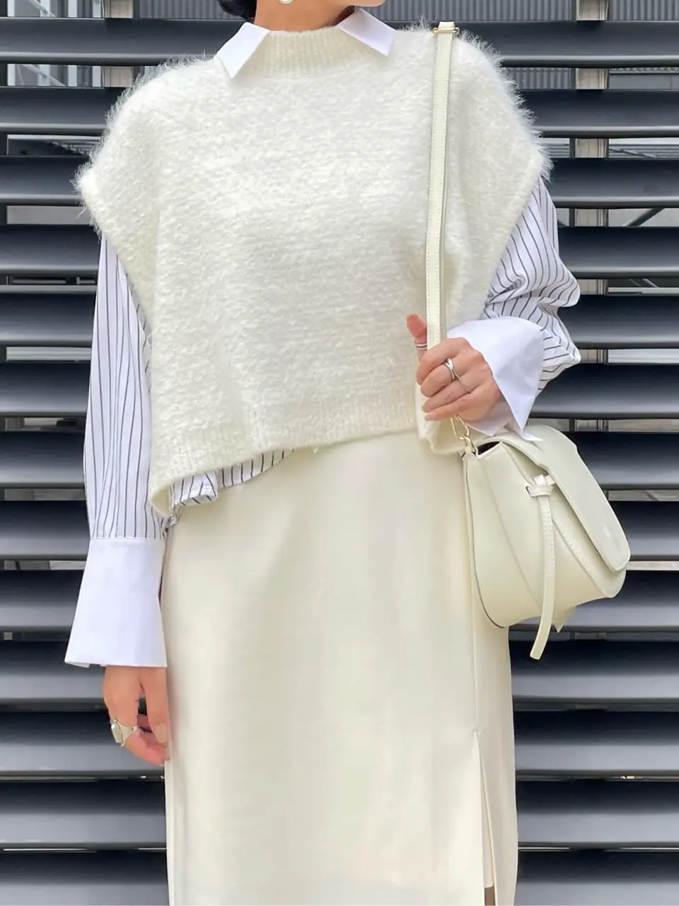 GRACE CONTINENTAL yoshi コーディネート画像