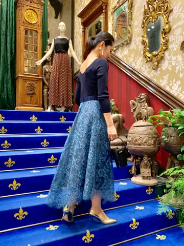 GRACE CONTINENTAL 小笠原　春菜 コーディネート画像