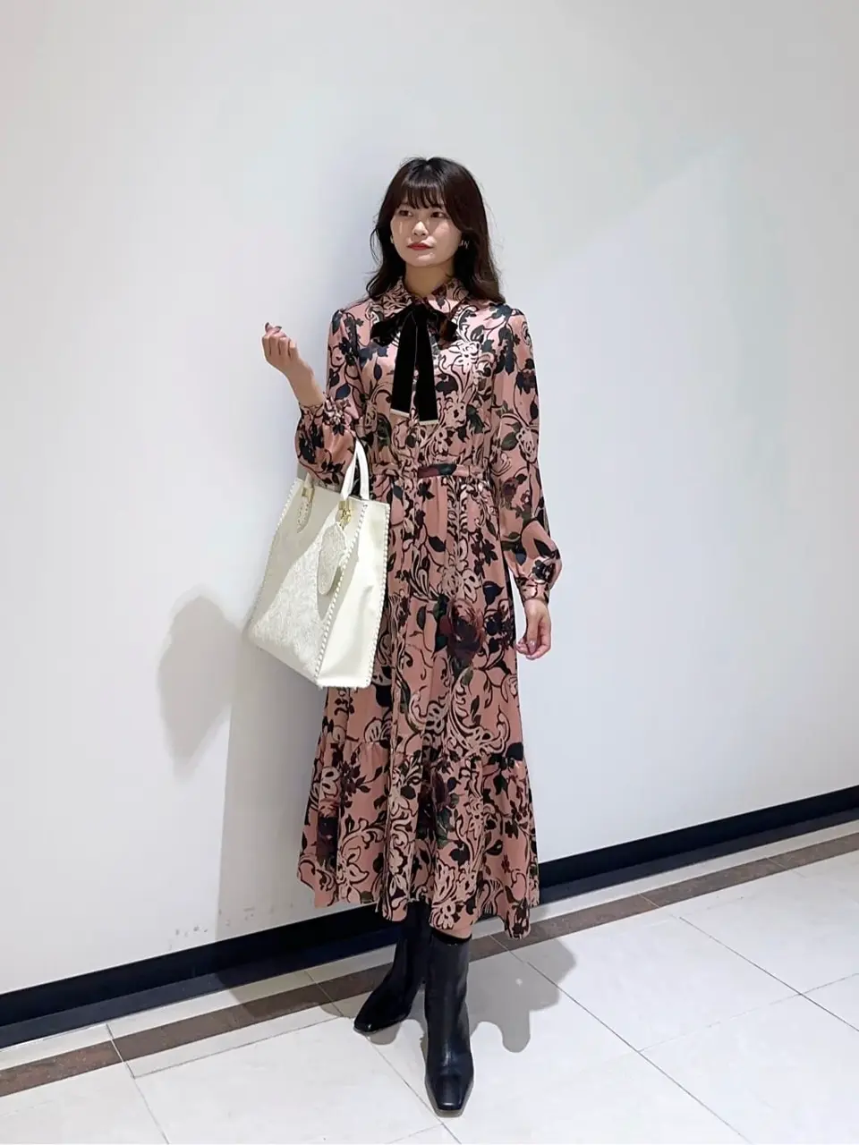 GRACE CONTINENTAL MORITA AI コーディネート画像