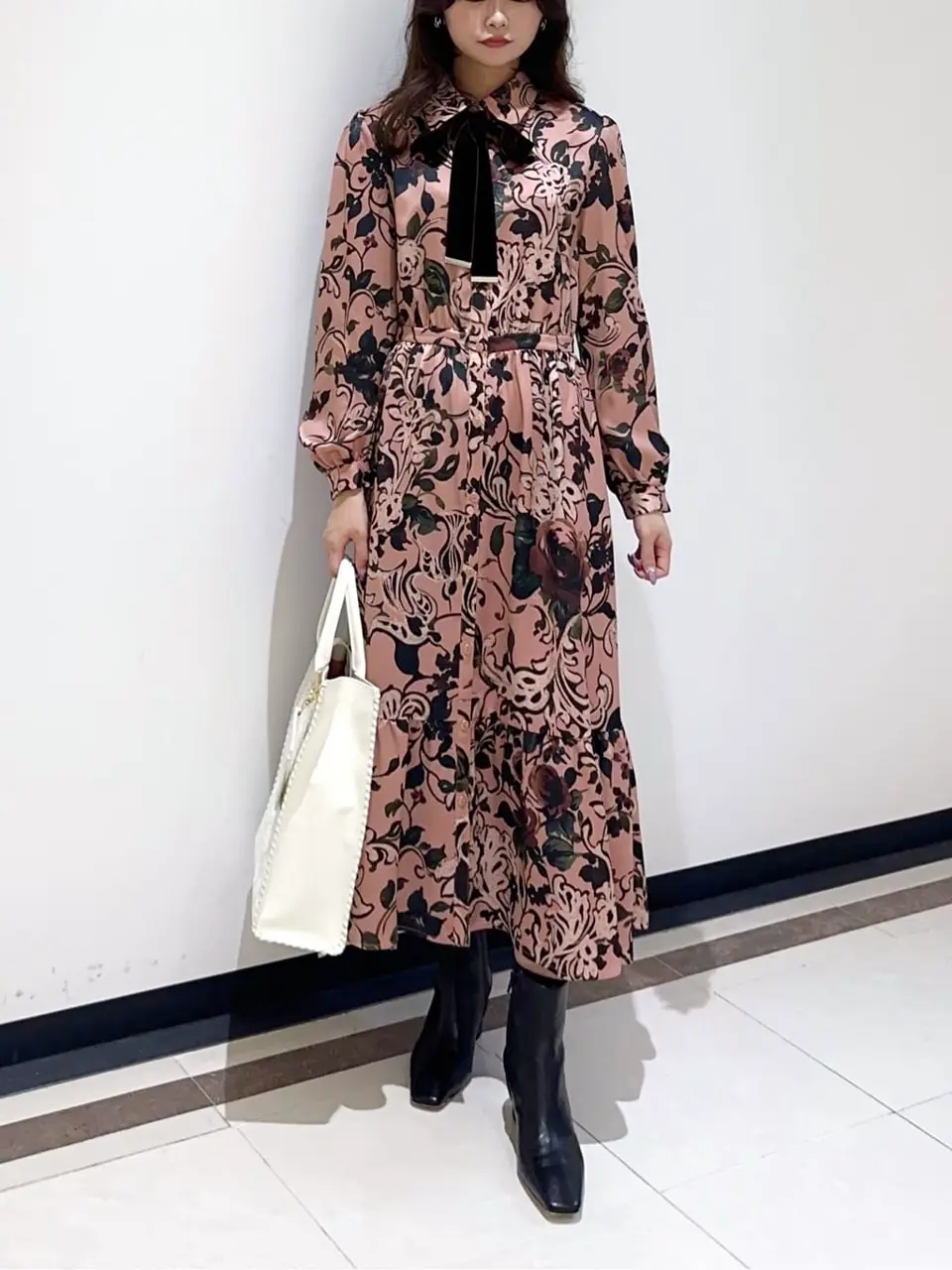 GRACE CONTINENTAL MORITA AI コーディネート画像