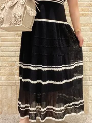 GRACE CONTINENTAL MOMOKO コーディネート画像