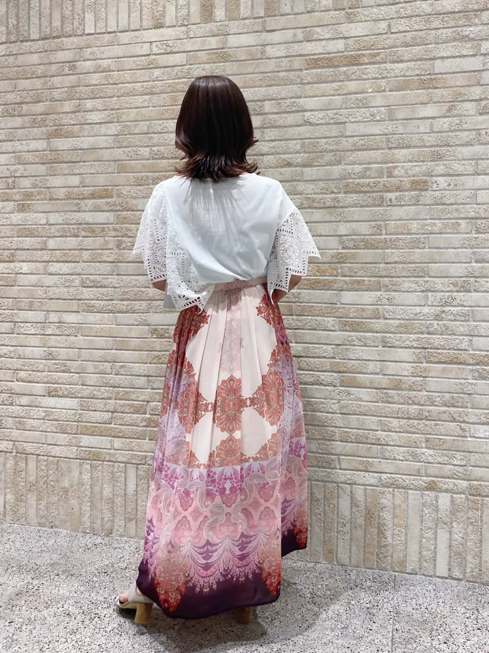 GRACE CONTINENTAL MOMOKO コーディネート画像