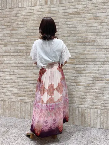 GRACE CONTINENTAL MOMOKO コーディネート画像