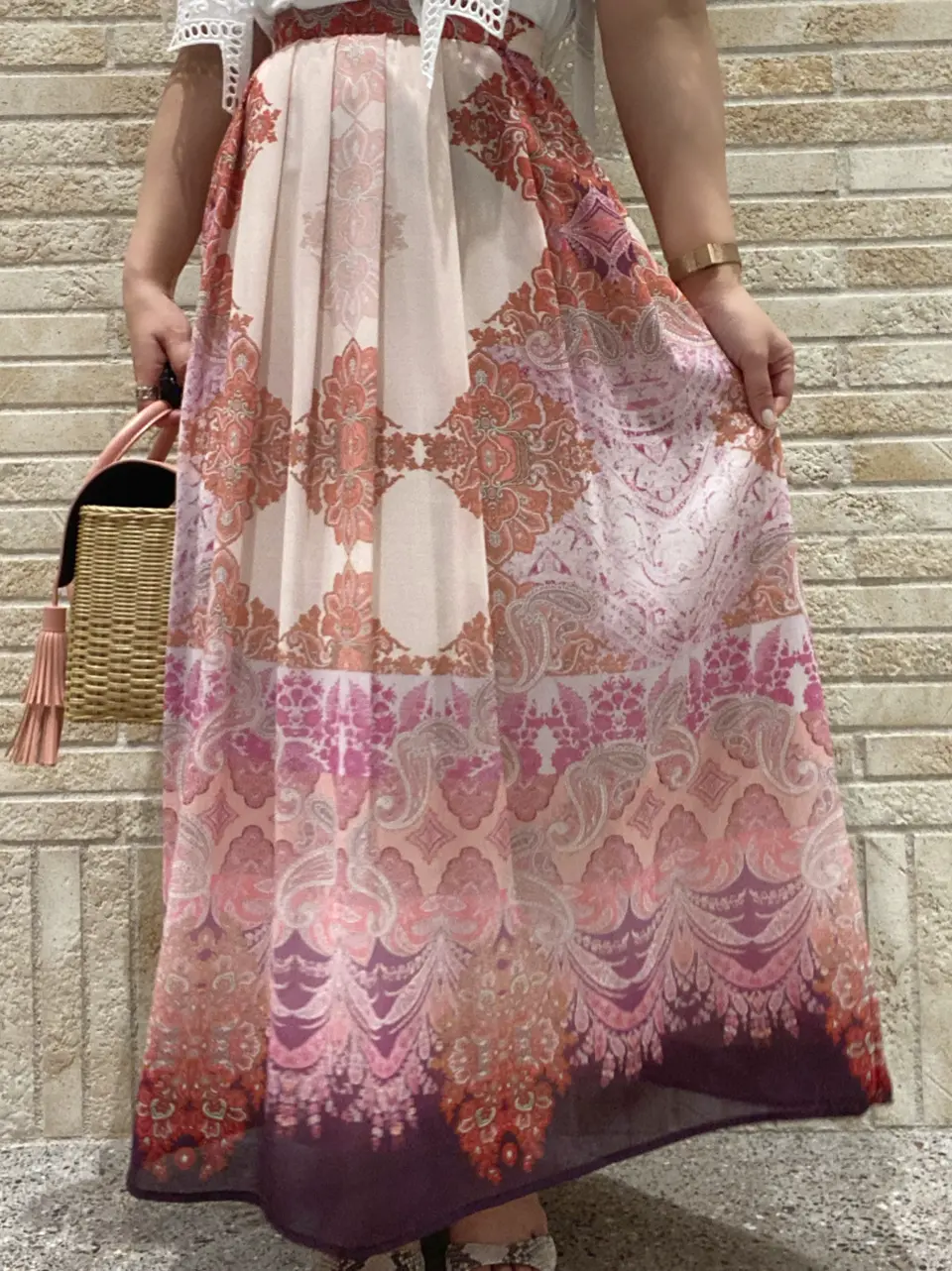 GRACE CONTINENTAL MOMOKO コーディネート画像