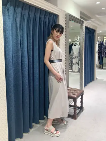 GRACE CONTINENTAL yoshi コーディネート画像